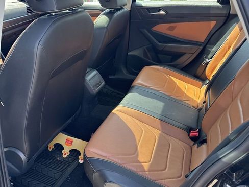 Used 2023 Volkswagen Jetta SEL FWD image 12