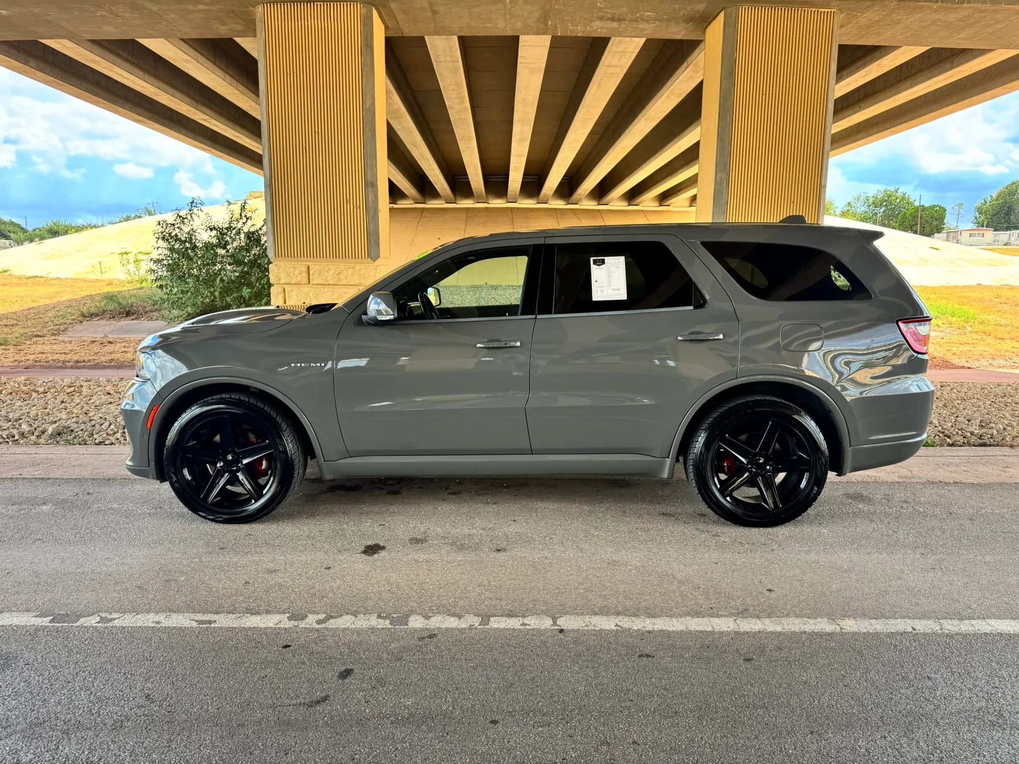 Used 2022 Dodge Durango R/T RWD image 6
