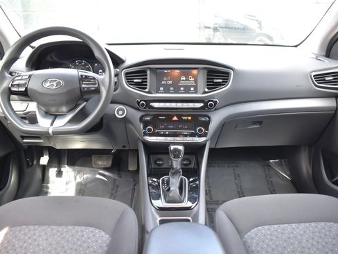 Used 2019 Hyundai Ioniq Blue FWD image 13