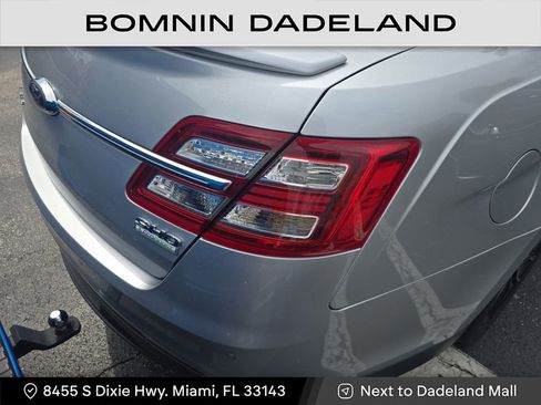 Used 2018 Ford Taurus SHO w/ Driver Assist Package image 5