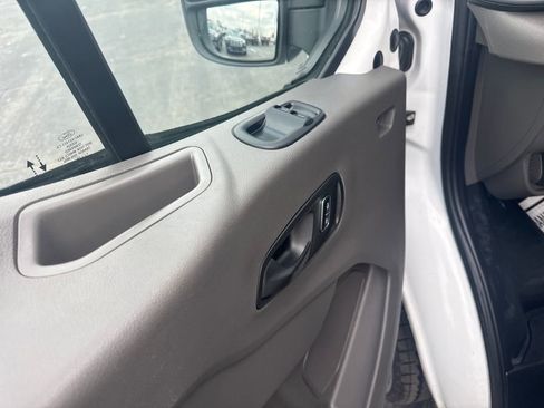 Used 2024 Ford Transit 250 Low Roof w/ Exterior Upgrade Package image 26