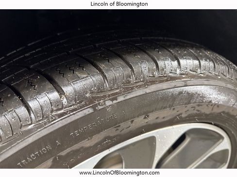 Used 2022 Lincoln Nautilus Reserve image 63