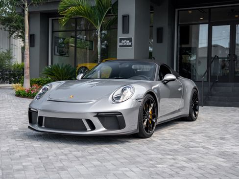 Used 2019 Porsche 911 Speedster RWD image 76