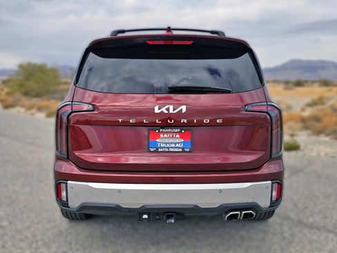Used 2024 Kia Telluride SX w/ Towing Package image 4