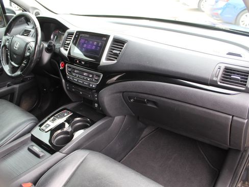 Used 2018 Honda Pilot Elite image 18