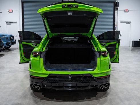 Used 2023 Lamborghini Urus S image 47