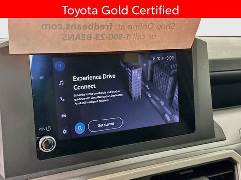 Certified 2024 Toyota Tacoma SR5 AWD/4WD image 14