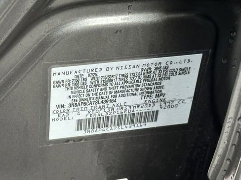 Certified 2025 Nissan Kicks SV image 33