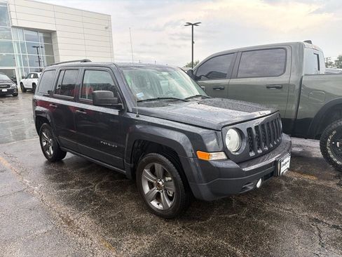 Used 2015 Jeep Patriot High Altitude FWD image 4