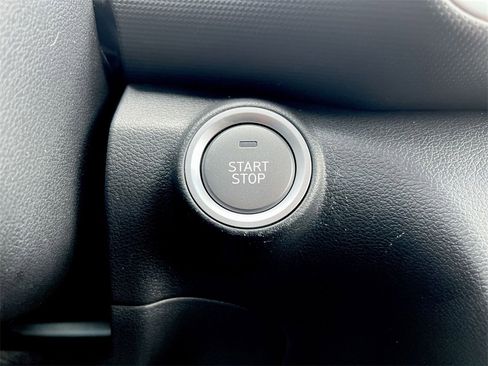 Used 2023 Hyundai Kona SE image 15