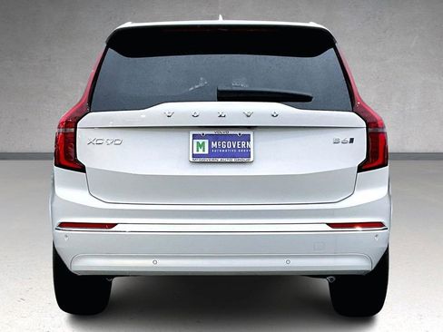 New 2026 Volvo XC90 B6 Ultra w/ Protection Package AWD/4WD image 4