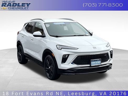 Used 2024 Buick Encore GX Sport Touring image 8