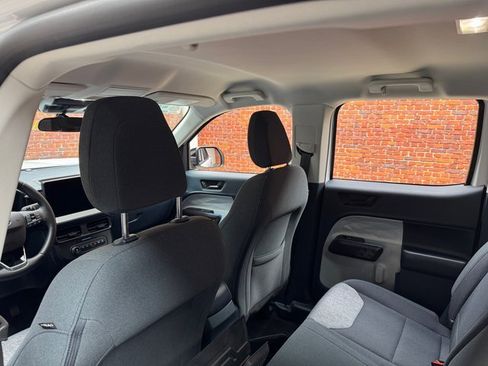 Certified 2025 Ford Maverick XLT w/ Equipment Group 301A image 24