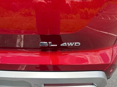 Used 2022 Nissan Pathfinder SL AWD/4WD image 7