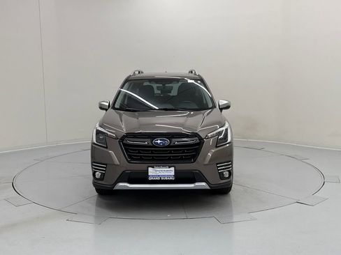 Used 2023 Subaru Forester Touring image 9