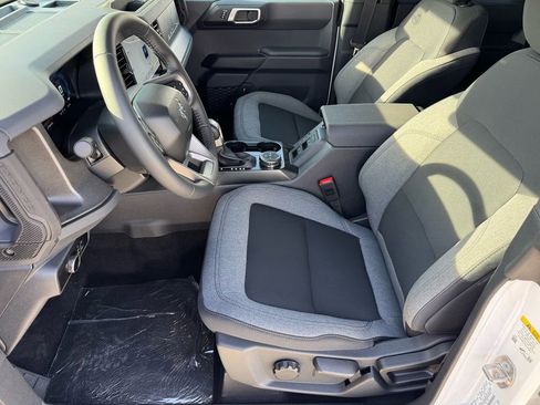 New 2026 Ford Bronco Big Bend AWD/4WD image 9