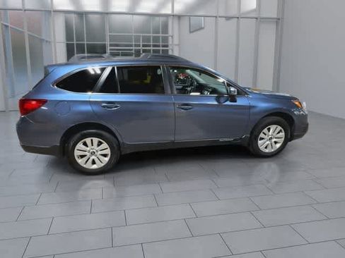 Used 2016 Subaru Outback 2.5i Premium AWD/4WD image 9