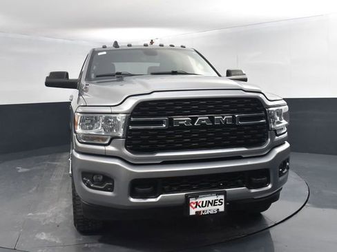 Used 2022 RAM 2500 Big Horn w/ Level 1 Equipment Group image 2