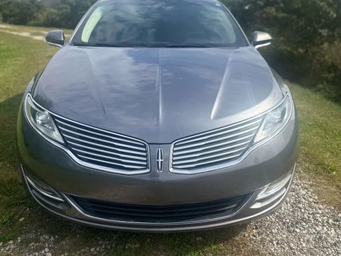 Used 2014 Lincoln MKZ Hybrid w/ Equipment Group 202A Reserve image 9