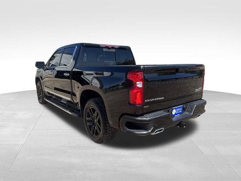 Used 2024 Chevrolet Silverado 1500 High Country w/ Technology Package AWD/4WD image 10