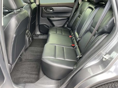 Used 2023 Nissan Rogue SL w/ SL Premium Package FWD image 12