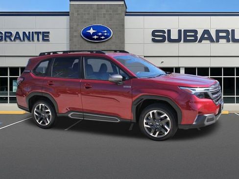 Used 2025 Subaru Forester Limited AWD/4WD image 6