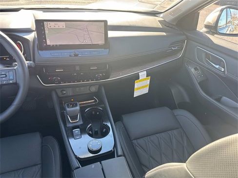 New 2026 Nissan Rogue Platinum w/ Platinum Premium Package image 19