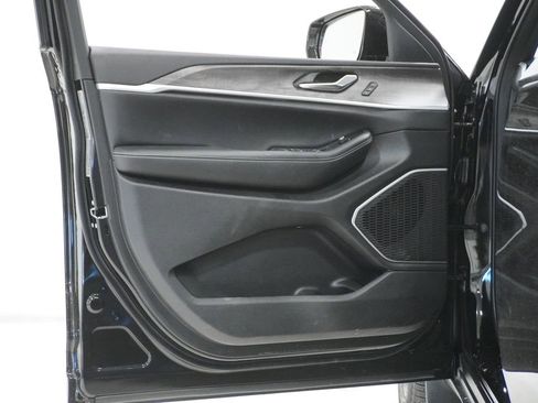 New 2026 Jeep Grand Cherokee L Limited image 14