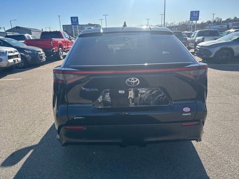Used 2024 Toyota bZ4X XLE image 6