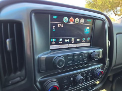 Used 2017 Chevrolet Silverado 1500 LT w/ All Star Edition image 18