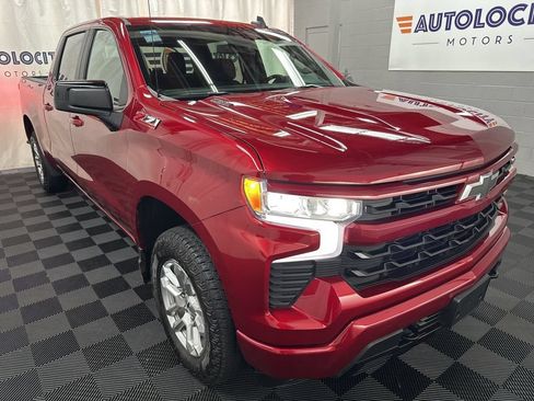 Used 2025 Chevrolet Silverado 1500 RST w/ Z71 Off-Road Package AWD/4WD image 3