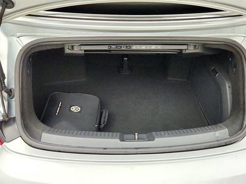 Used 2016 Volkswagen Beetle 1.8T FWD image 22