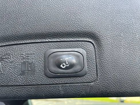 Used 2018 Lincoln MKC Reserve w/ Lincoln MKC Climate Package FWD image 63