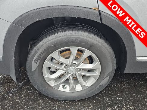 Used 2020 Hyundai Santa Fe SEL image 12