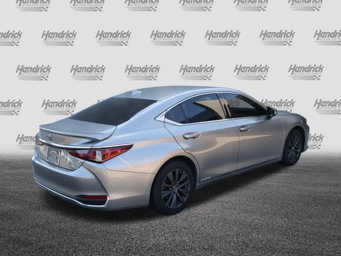 Used 2021 Lexus ES 300h w/ Premium Package FWD image 9