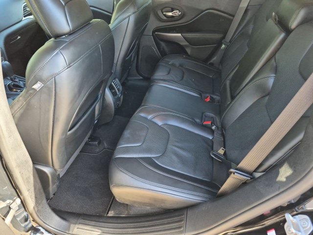 Used 2020 Jeep Cherokee Limited AWD/4WD image 21