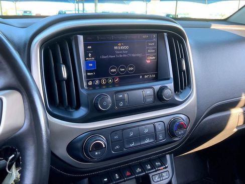 Used 2019 GMC Canyon Denali image 6