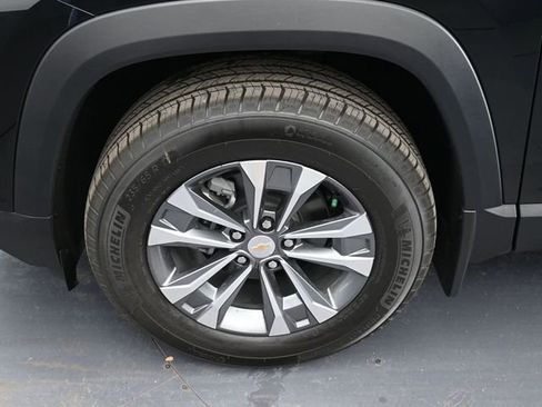 New 2026 Chevrolet Equinox LT w/ Convenience Package II image 24