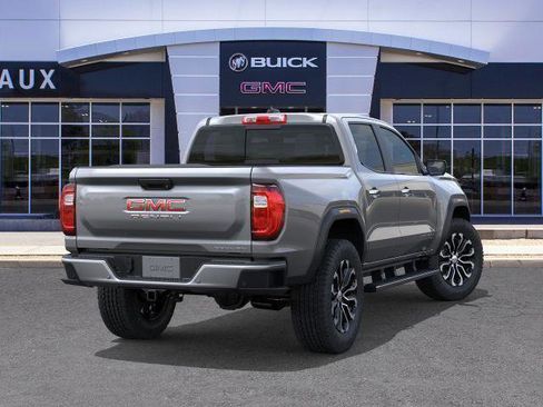 New 2026 GMC Canyon Denali image 4