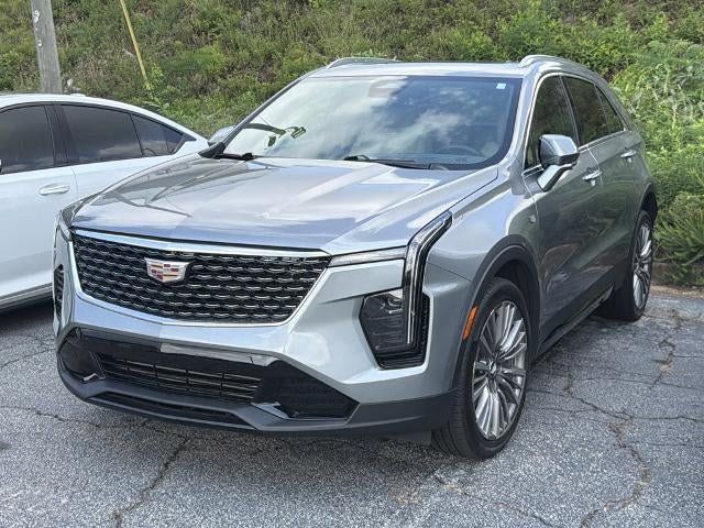 Certified 2024 Cadillac XT4 Premium Luxury FWD image 3