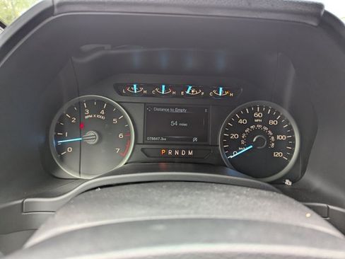 Used 2019 Ford F150 XLT w/ Equipment Group 302A Luxury AWD/4WD image 16