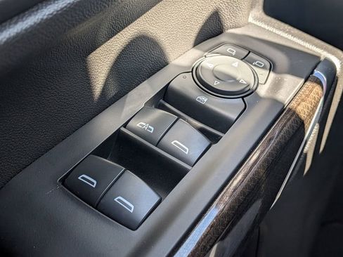 Used 2022 Chevrolet Silverado 1500 RST image 22