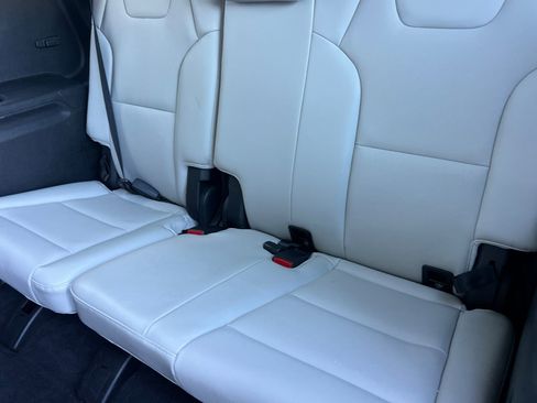 Used 2021 Kia Telluride S image 15