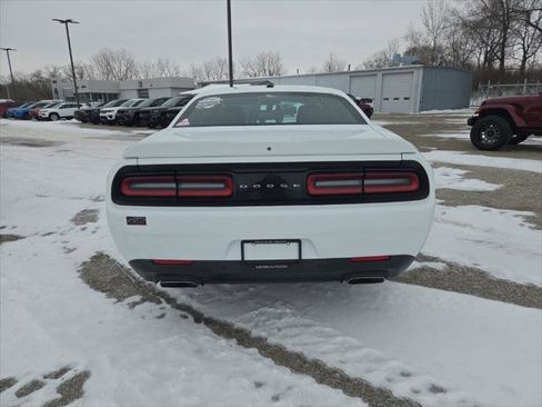 Certified 2021 Dodge Challenger R/T image 6