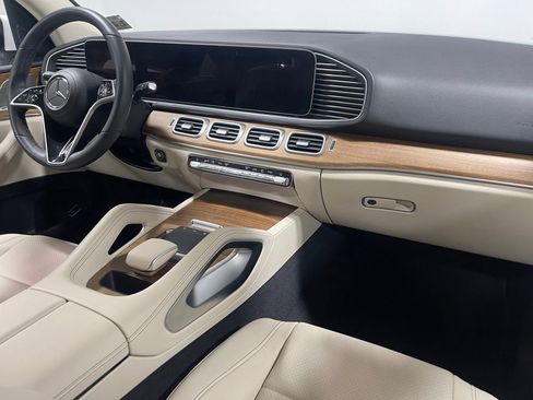 Certified 2024 Mercedes-Benz GLE 350 4MATIC image 28