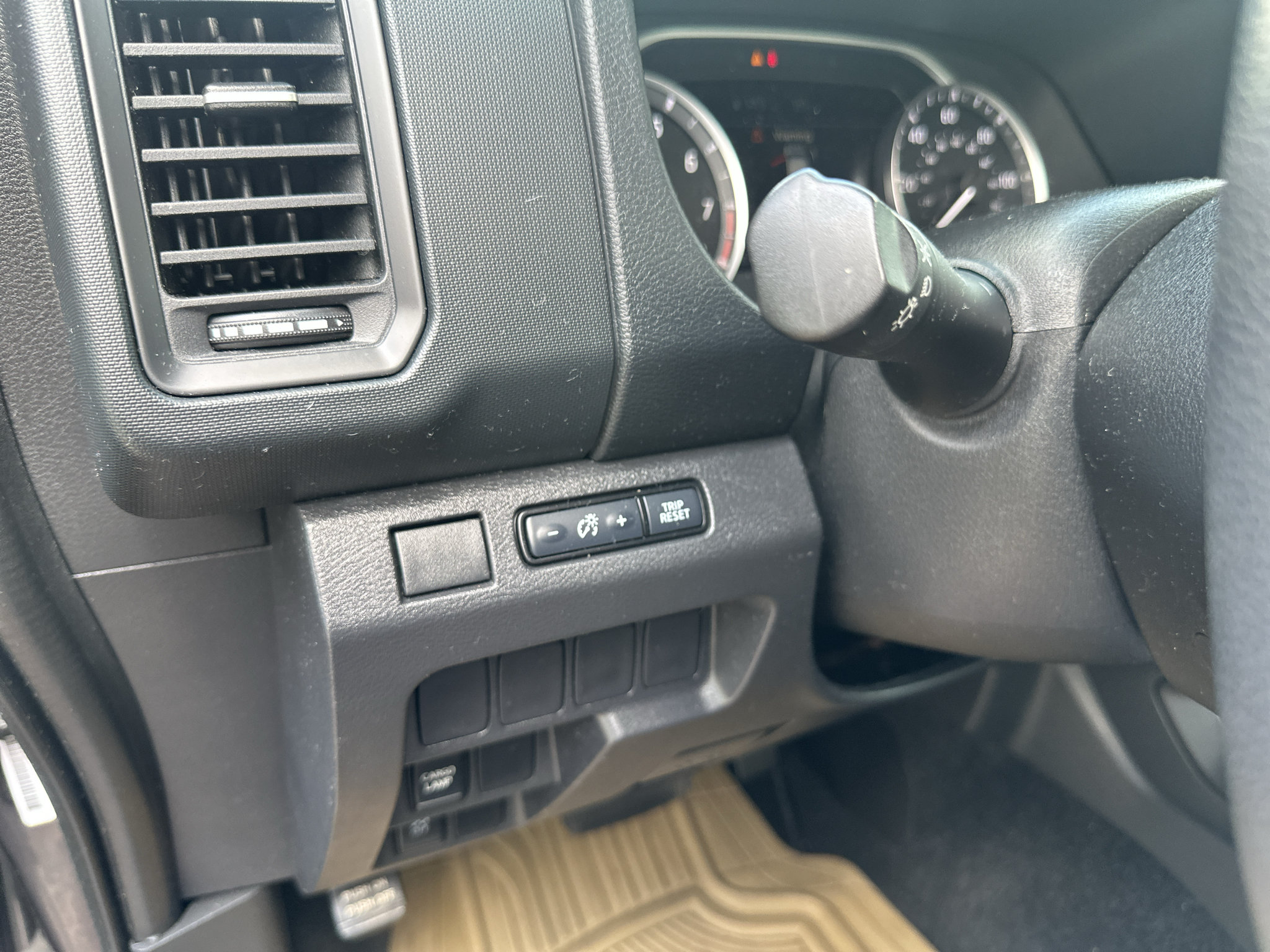 Used 2022 Nissan Frontier S RWD image 20