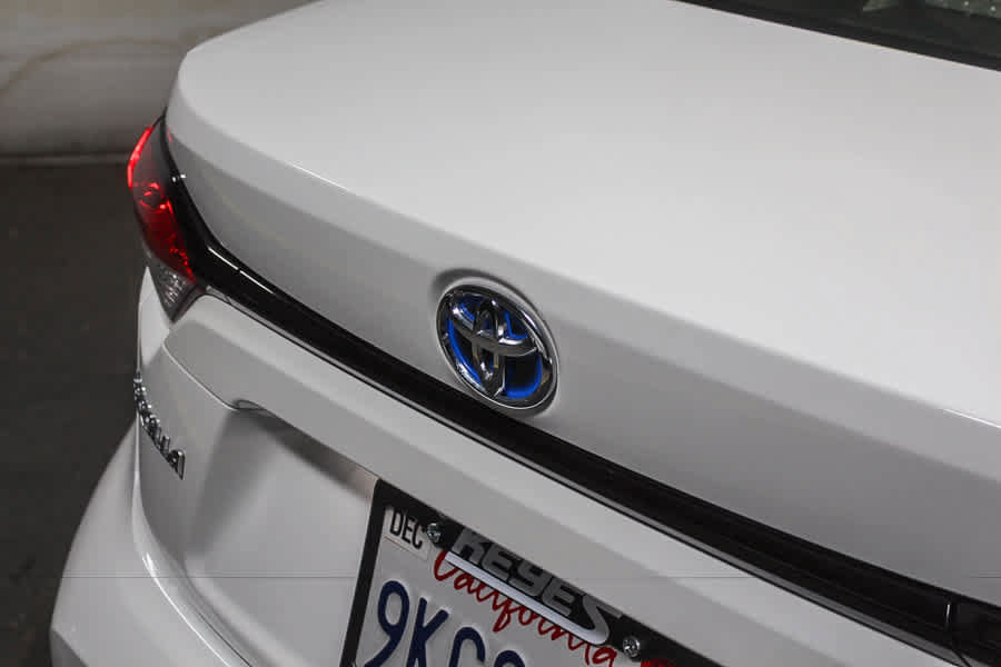 Used 2024 Toyota Corolla LE FWD image 8
