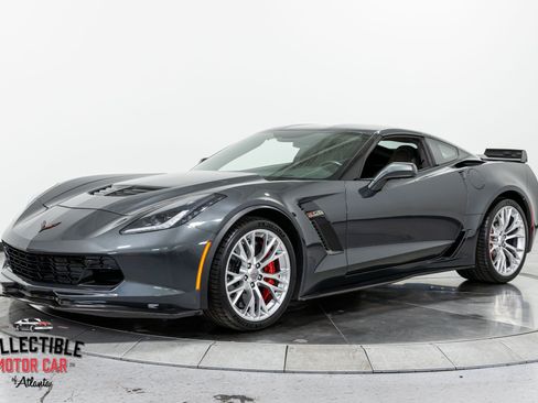 Used 2017 Chevrolet Corvette Z06 RWD image 8
