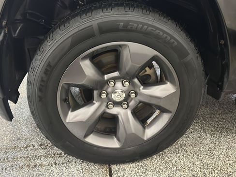 Used 2020 RAM 1500 Big Horn w/ Built-to-serve Edition AWD/4WD image 12