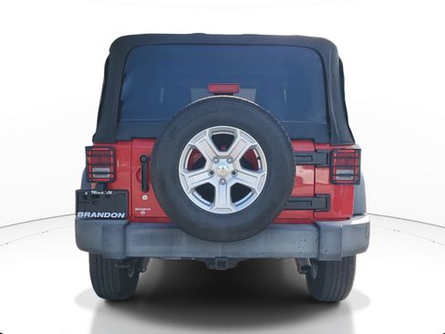 Used 2015 Jeep Wrangler Sport image 7